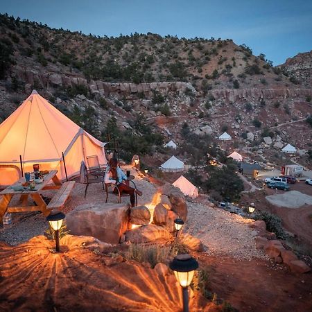 Zion Glamping Adventures Otel Hildale Dış mekan fotoğraf