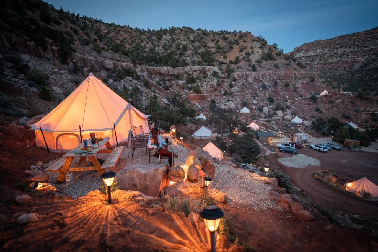 Zion Glamping Adventures Otel Hildale Dış mekan fotoğraf