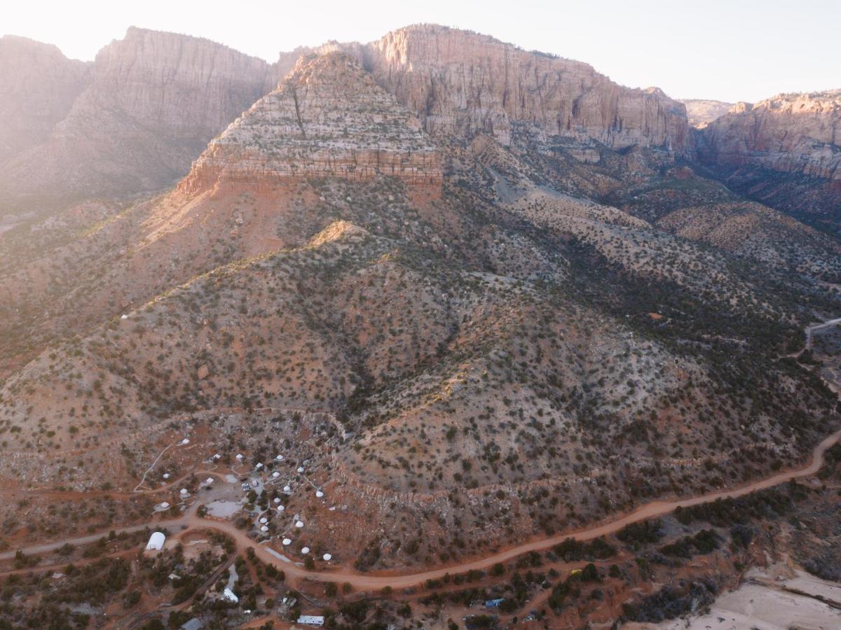 Zion Glamping Adventures Otel Hildale Dış mekan fotoğraf