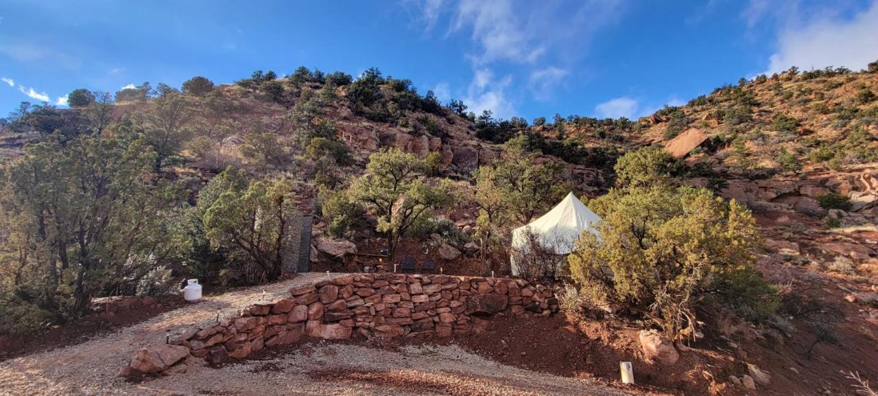 Zion Glamping Adventures Otel Hildale Dış mekan fotoğraf