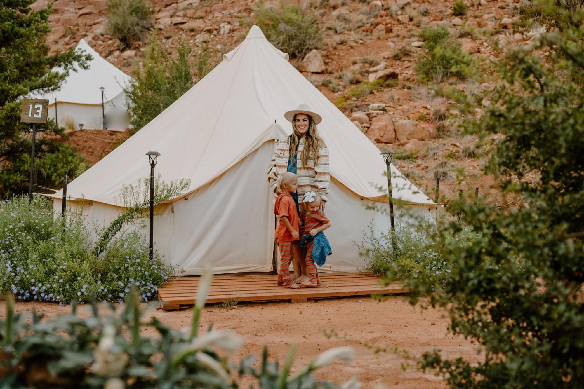 Zion Glamping Adventures Otel Hildale Dış mekan fotoğraf