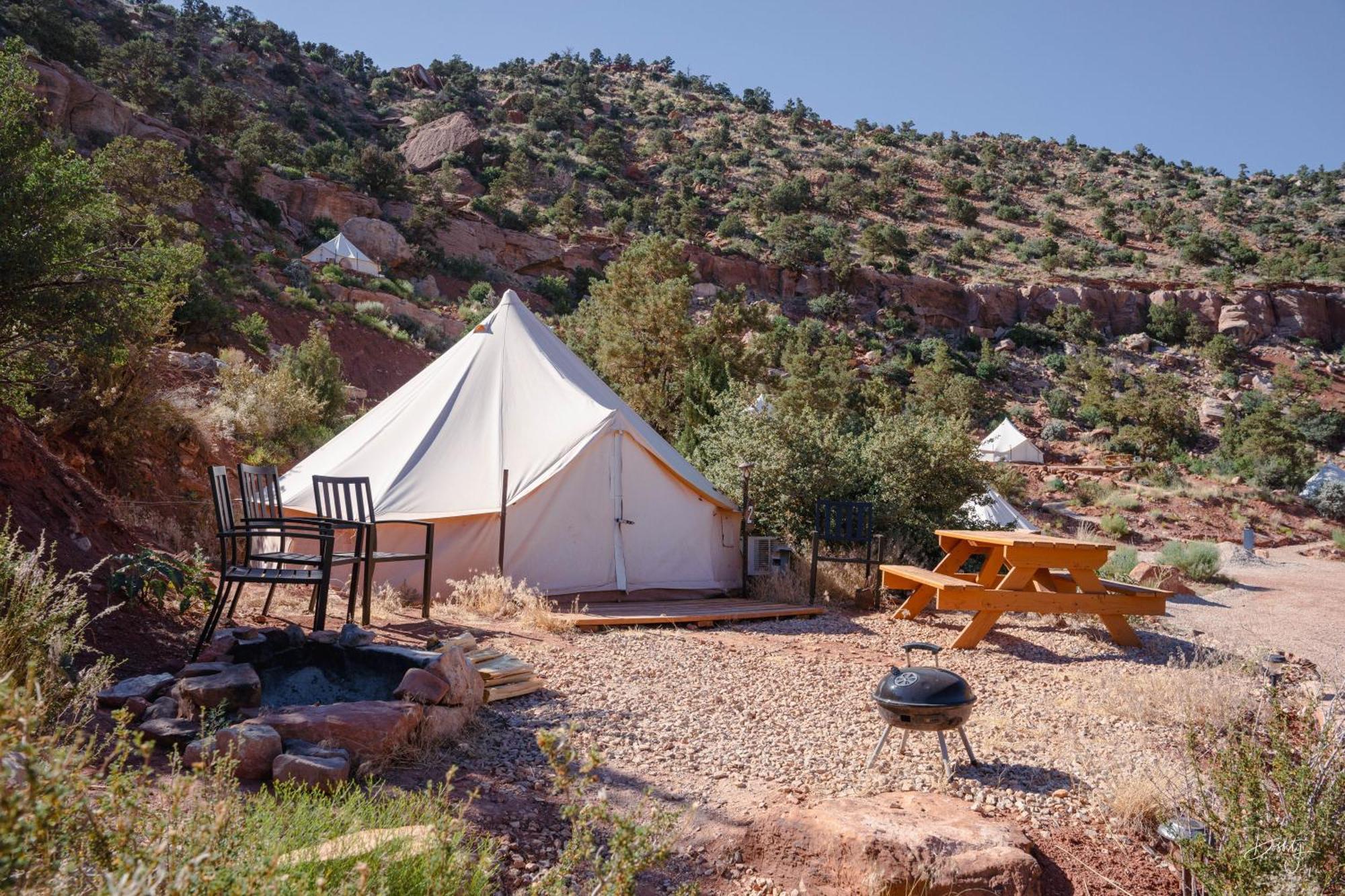 Zion Glamping Adventures Otel Hildale Dış mekan fotoğraf