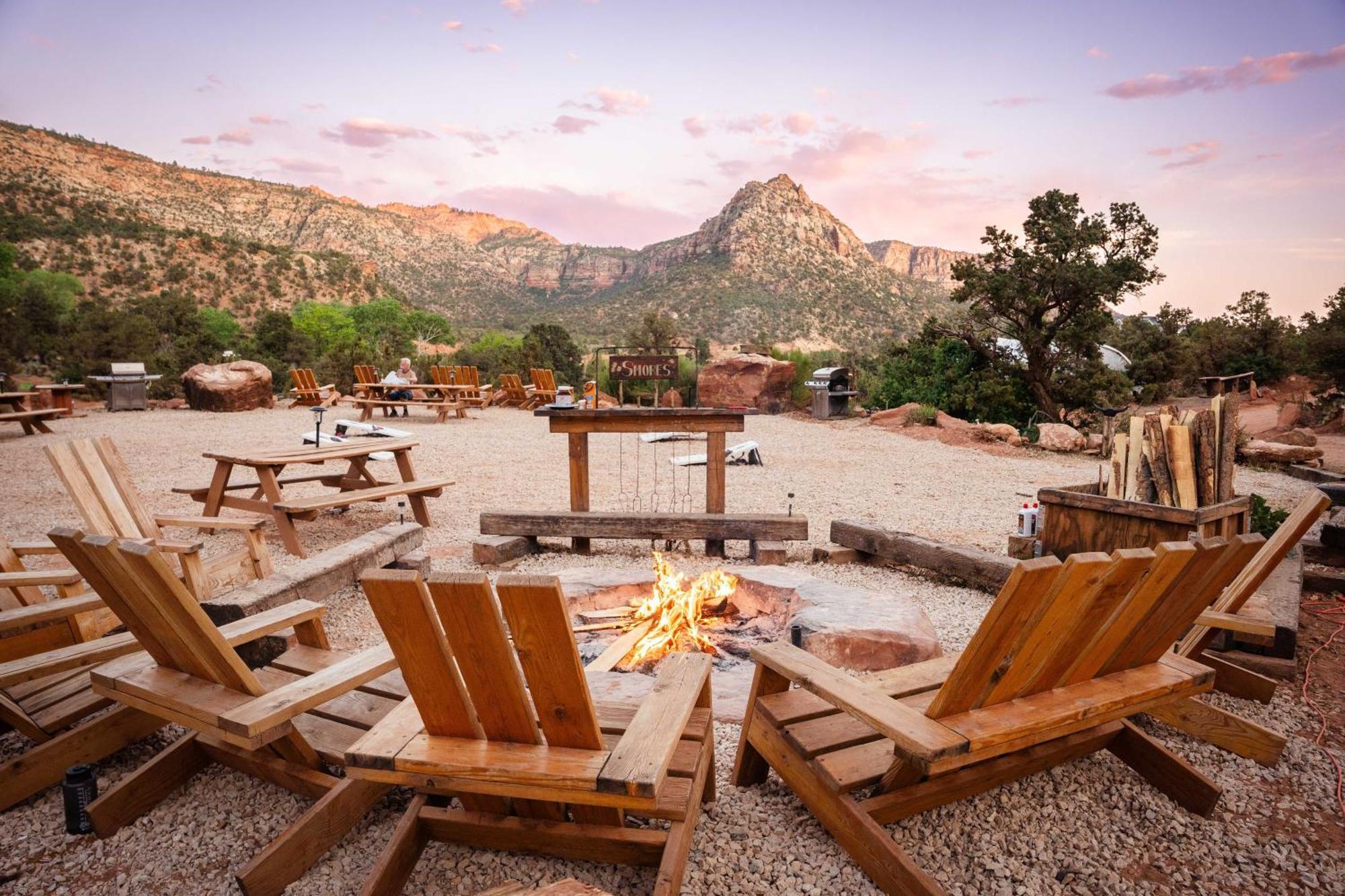 Zion Glamping Adventures Otel Hildale Dış mekan fotoğraf